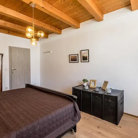 Main Square Duplex With Rooftop Terrace *