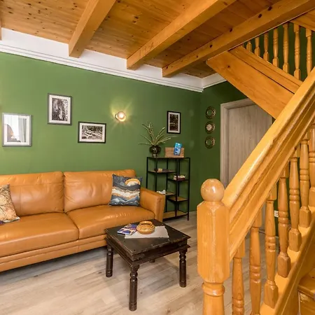 아파트 Main Square Duplex With Rooftop Terrace 스플리트